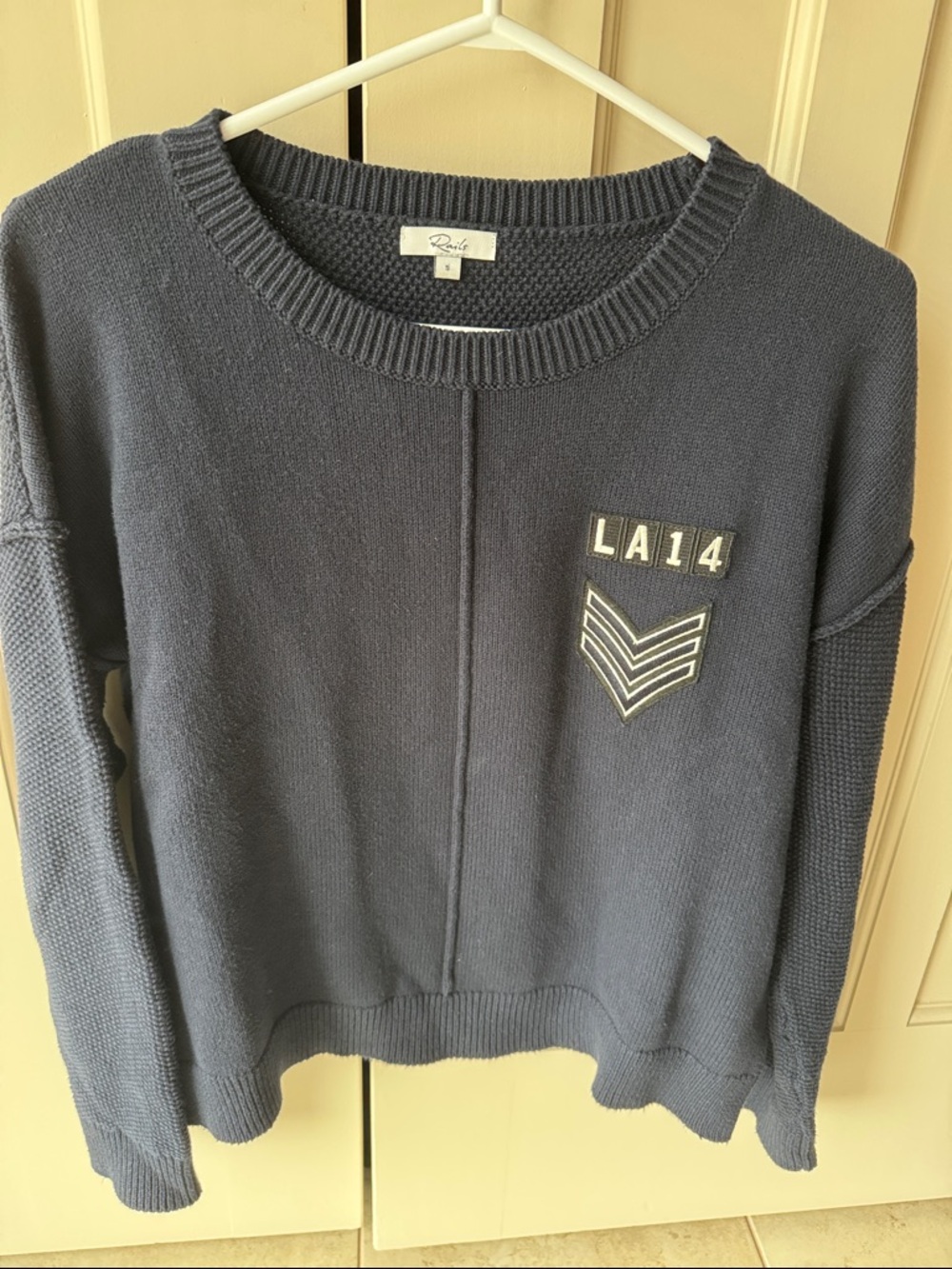 Rails Crewneck Navy Sweater LA14 size small - EUC